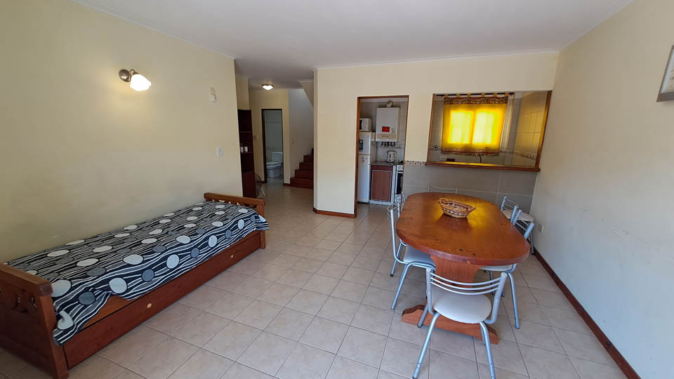 Duplex 3 Ambientes al Frente